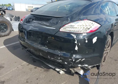 2011 Porsche Panamera 4 z USA, uszkodzony, nr VIN WP0AA2A73BL018132